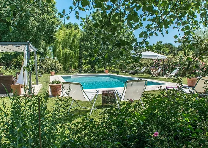 Albachiara 8, Emma *