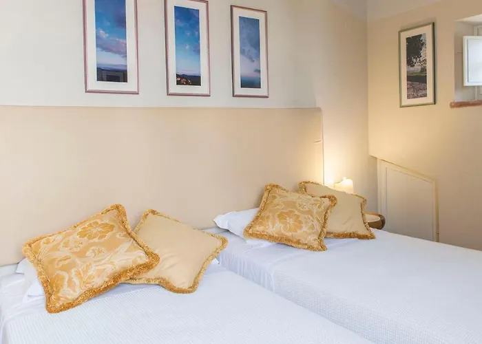 Albachiara 8, Emma *