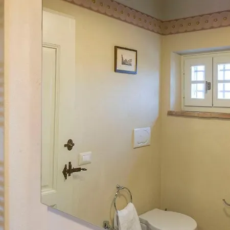 וילה Albachiara 8, Emma קורטונה